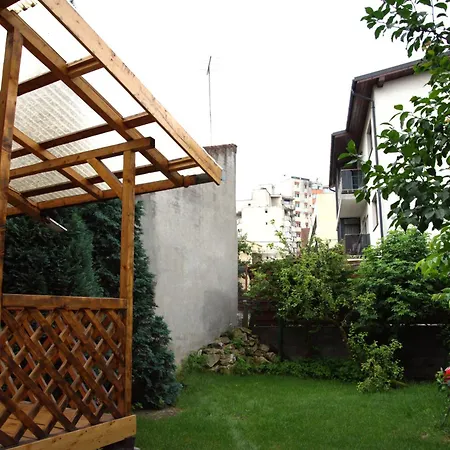 Homey Luxury- Entire House, Free Parking, Yard Cluj-Napoca Exterior photo