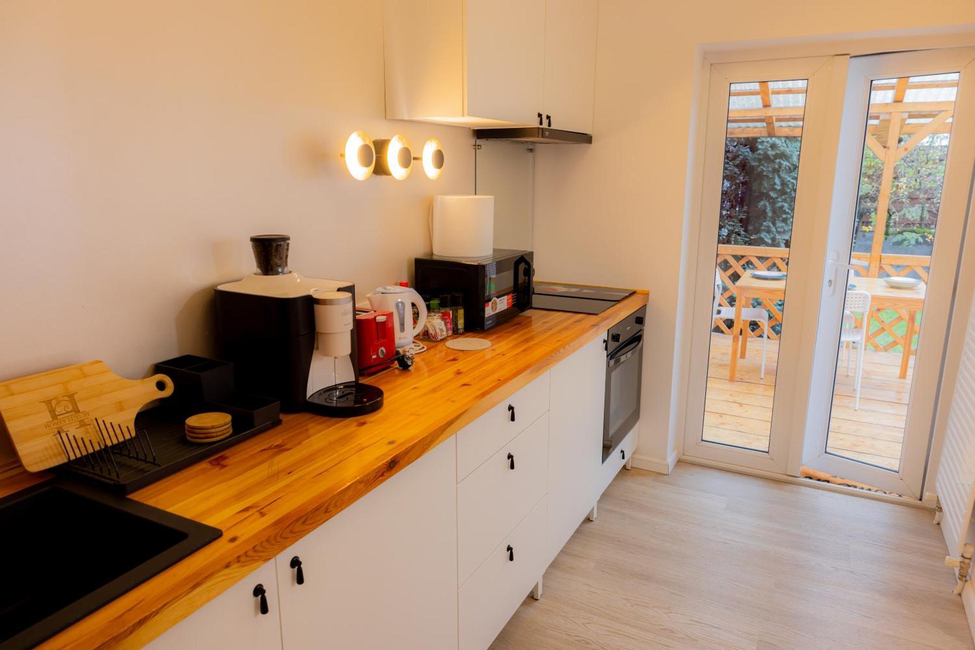 Homey Luxury- Entire House, Free Parking, Yard Apartment Cluj-Napoca
